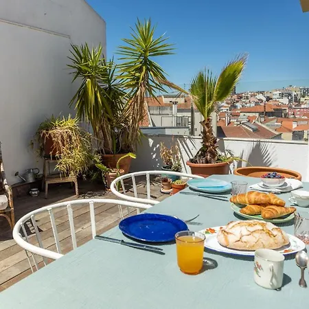 Amazing & Bright Loft In Hip Arroios With Private Rooftop! Lizbona