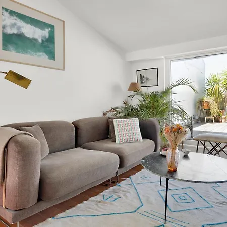 Apartament Amazing & Bright Loft In Hip Arroios With Private Rooftop! Lizbona