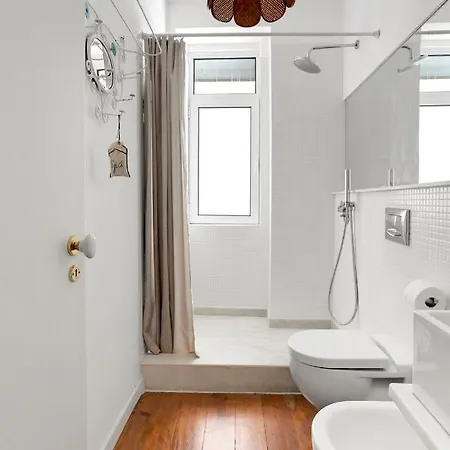 Amazing & Bright Loft In Hip Arroios With Private Rooftop! Apartment *
