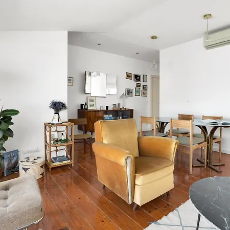 Apartment Amazing & Bright Loft In Hip Arroios With Private Rooftop! *